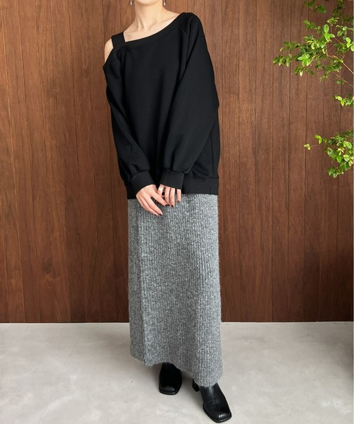 Olu.（オルドット）の「ショルダーデザインスウェット（スウェット・レディース・ライトグレー/ネイビー/ブラック/グレー・FREE）」の19枚目の写真