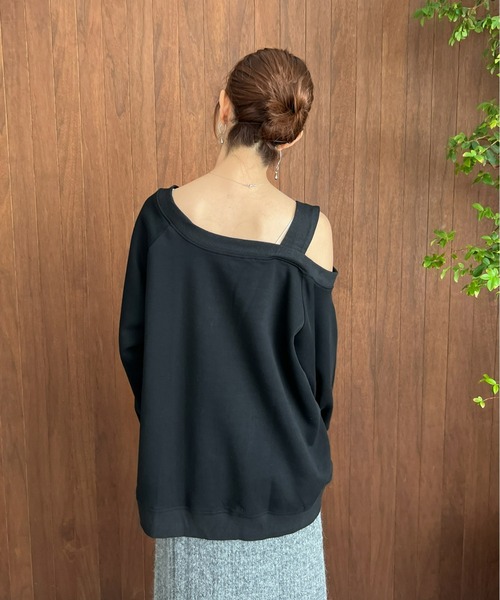 Olu.（オルドット）の「ショルダーデザインスウェット（スウェット・レディース・ライトグレー/ネイビー/ブラック/グレー・FREE）」の17枚目の写真