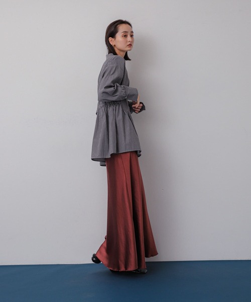 SENSE OF PLACE by URBAN RESEARCH（センスオブプレイスバイアーバンリサーチ）の「ウエストタックペプラムブラウス（シャツ/ブラウス・レディース・オフホワイト/ブルー/グレー系その他・ONE）」の18枚目の写真