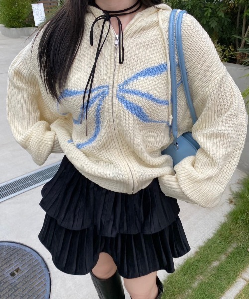 nemne store（ネンネストア）の「【Seoup】リボンモチーフジップニットフーディ（スウェット・レディース・ブラック/アイボリー/グレー系/ホワイト系/ピンク系・フリー）」の10枚目の写真