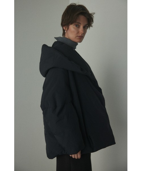 BLACK BY MOUSSY（ブラックバイマウジー）の「short down coat(ショートダウンコート)（ダウンジャケット/コート・レディース・ブラック/グレー/ブラウン・1/2）」の9枚目の写真