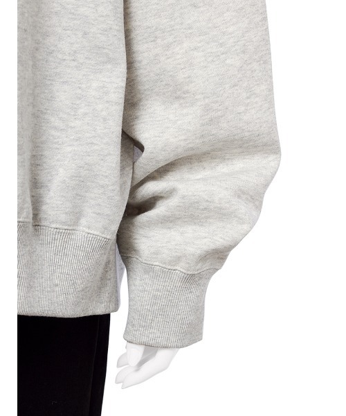 Mila Owen(ミラオーウェン)の「オーバーサイズロゴプリントトレーナー(Tシャツ/カットソー・レディース・ネイビー/ピンク/ライトグレー・FREE)」の10枚目の写真