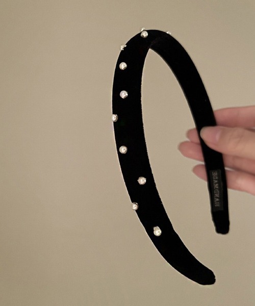 Dita Muaj.（ディータムアージュ）の「ランダムパール付きカチューシャ（カチューシャ・レディース・ブラック・FREE）」の4枚目の写真