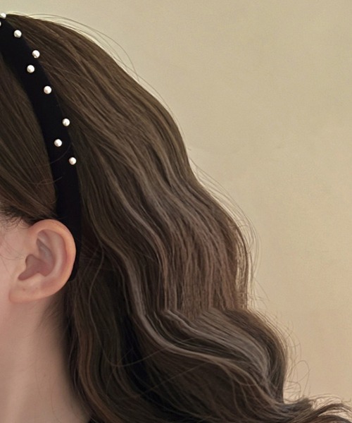 Dita Muaj.（ディータムアージュ）の「ランダムパール付きカチューシャ（カチューシャ・レディース・ブラック・FREE）」の3枚目の写真