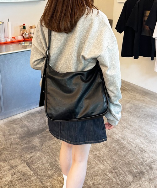 LE MORE（リモア）の「ダブルベルトショルダーバッグ（ショルダー