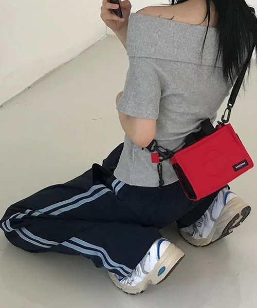 MEMECLE(メメクル)の「【 MEMECLE / メメクル 】サイドライン トラック ナイロンパンツ(その他パンツ・レディース・ネイビー/ブラウン・FREE)」の22枚目の写真