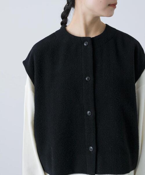 かぐれ（カグレ）の「ナッピングウール2WAYベスト（ベスト）」 - WEAR
