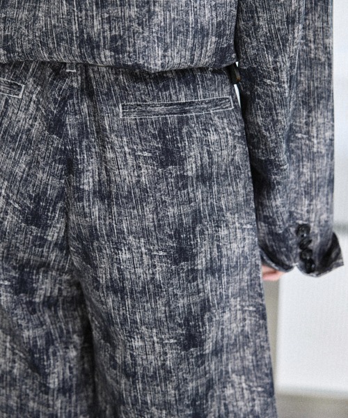 seyto(セイト)の「Scratch pattern wide harf pants / スクラッチパターンプリントワイドハーフパンツ(その他パンツ・メンズ・ブルー/ブラック・0/3/2/1)」の18枚目の写真