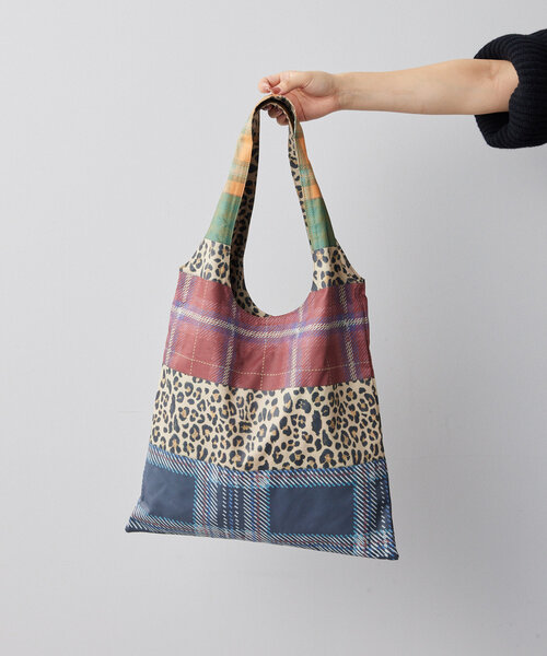 セール】《コラボ/A4サイズ対応》sampo×earレオチェック柄ワンハンドル  