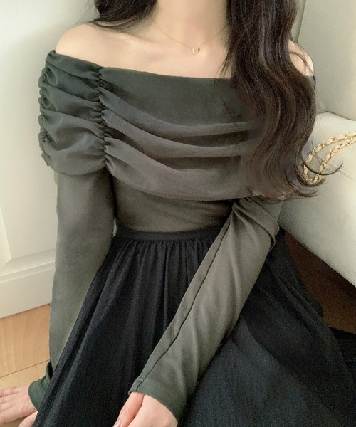 majoh♡オフショルダーシャーリングトップス ゴスロリ majoh♡オフショルダーシャーリングトップス ゴスロリ