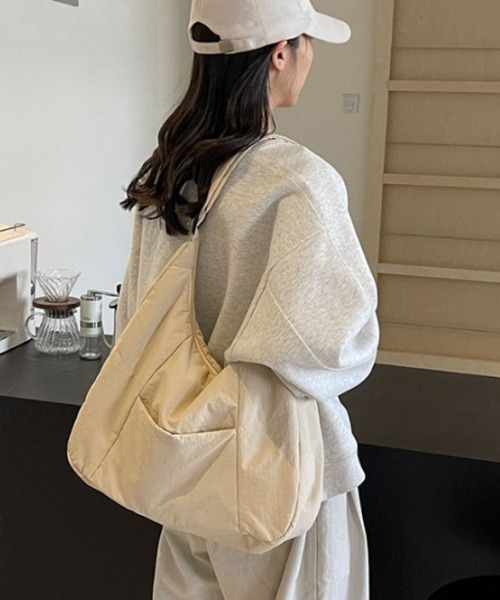 COCOMOMO（ココモモ）の「ショルダーバッグ ファスナー付き 斜め掛けバッグ（ショルダーバッグ・レディース・アイボリー/ブラック/カーキ/ブラウン・FREE）」の14枚目の写真