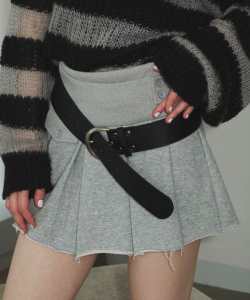 SHAGGIE(シャギー)の「ラメスウェットプリーツミニスカート(スカート・レディース・グレー/ブラック/ホワイト・FREE)」の3枚目の写真