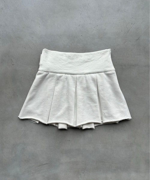 SHAGGIE(シャギー)の「ラメスウェットプリーツミニスカート(スカート・レディース・グレー/ブラック/ホワイト・FREE)」の12枚目の写真