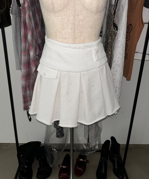 SHAGGIE(シャギー)の「ラメスウェットプリーツミニスカート(スカート・レディース・グレー/ブラック/ホワイト・FREE)」の8枚目の写真