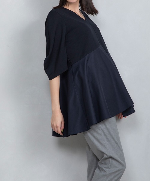 MARECHAL TERRE(マルシャルテル)の「ジョイントプルオーバー(Tシャツ/カットソー・レディース・ブラック/ホワイト/ネイビー/ライトベージュ・MEDIUM)」の18枚目の写真