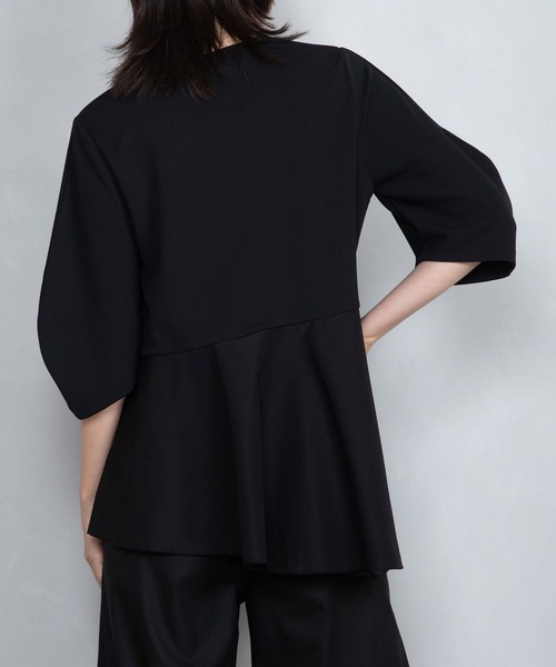 MARECHAL TERRE(マルシャルテル)の「ジョイントプルオーバー(Tシャツ/カットソー・レディース・ブラック/ホワイト/ネイビー/ライトベージュ・MEDIUM)」の9枚目の写真
