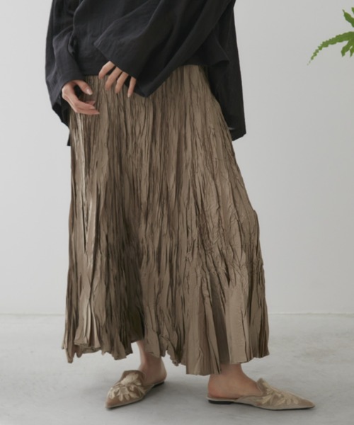 Libra Cue（リブラ キュー）の「クリンクルボリュームロングスカート（スカート・レディース・ベージュ/ブルー/グレー/ブラック/アイボリー・FREE）」の17枚目の写真