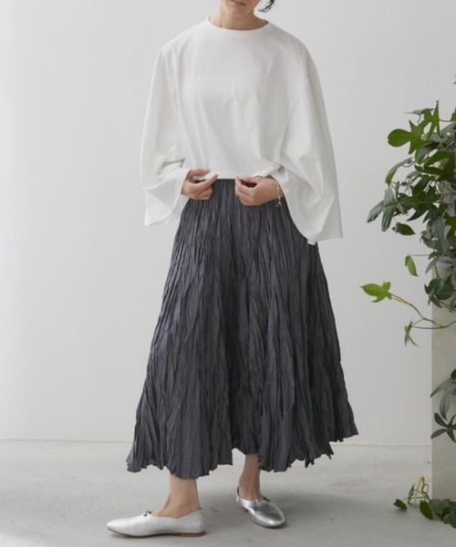 Libra Cue（リブラ キュー）の「クリンクルボリュームロングスカート（スカート・レディース・ベージュ/ブルー/グレー/ブラック/アイボリー・FREE）」の15枚目の写真