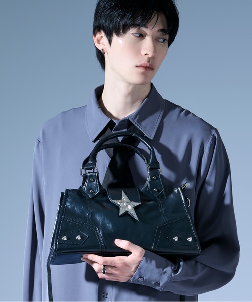 Ellno Loset(エルノロゼット)の「2WAYメタルデザインショルダーバッグ(ショルダーバッグ・メンズ・ブラック・FREE)」の6枚目の写真