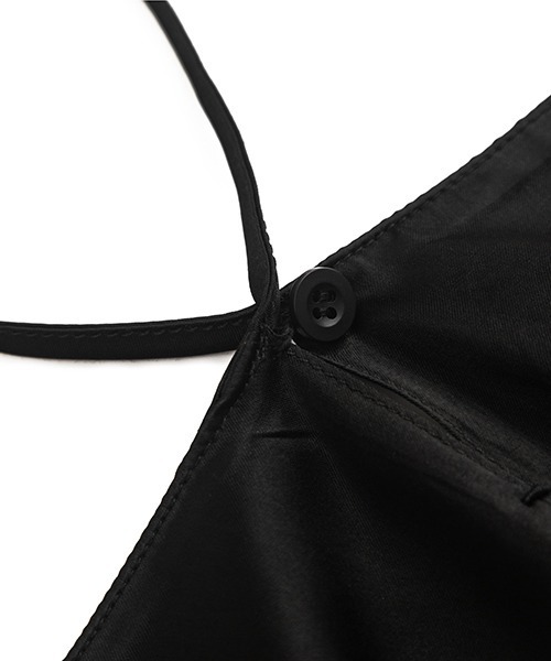 JNBY(ジェーエヌビーワイ)の「Elegance Satin Skirt / エレガンス サテンスカート(スカート・レディース・ブラック・38/40)」の11枚目の写真