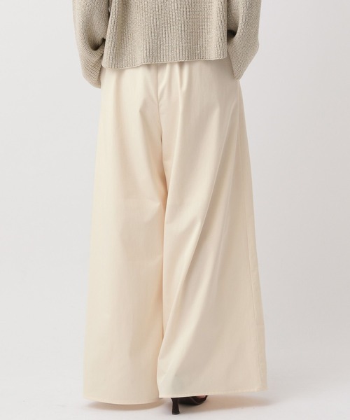 A part by(アパートバイ)の「リネンツイルタックパンツ(その他パンツ・レディース・アイボリー/ブラウン・SMALL/MEDIUM)」の8枚目の写真