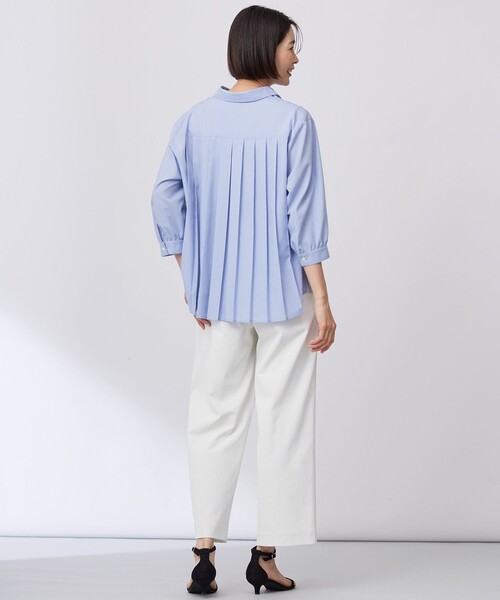 J.PRESS(ジェイプレス)の「【洗える】スパンローン バックプリーツ ブラウス(シャツ/ブラウス・レディース・ブルー系/ベージュ系/ピンク系・T13)」の11枚目の写真