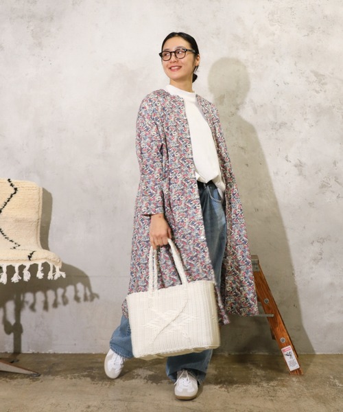 HARVESTY（ハーベスティ）の「HARVESTY / ハーベスティー FLORAL PRINTED LAWN ATELIER ROBE (A42502) 花柄ローン アトリエローブ シャツワンピース（ワンピース・レディース・ブルー/レッド・1/2）」の18枚目の写真