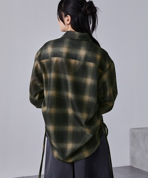 nui nullu(ヌイヌル)の「【nui nullu】サイドシャーリングオーバーサイズシアーチェックシャツ(シャツ/ブラウス・レディース・イエロー/レッド/ブラック・FREE)」の18枚目の写真