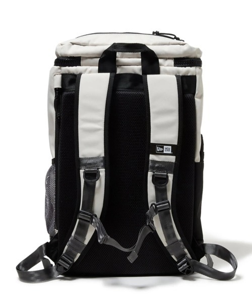 NEW ERA(ニューエラ)の「NEW ERA/ニューエラ Box Pack 32L(バックパック/リュック・メンズ・ブラック/ブラック系その他/オートミール/その他1/ホワイト・FREE)」の10枚目の写真
