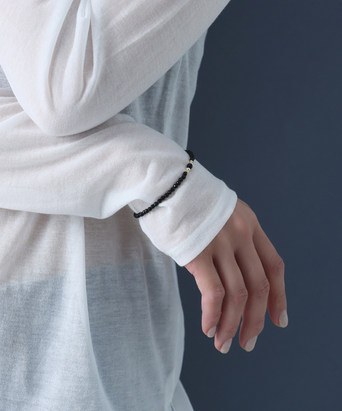 Lilas（リラ）の「ゴールドビーズ4Pオニキスブレスレット K10（ブレスレット・レディース・ゴールド・FREE）」の4枚目の写真