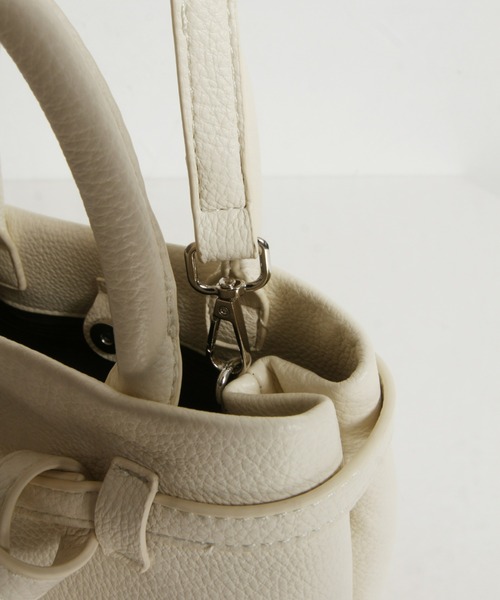 &. NOSTALGIA(アンドドットノスタルジア)の「【ZOZO限定】ベルトミニハンドバッグ(ハンドバッグ・レディース・ブラック/アイボリー・FREE)」の21枚目の写真