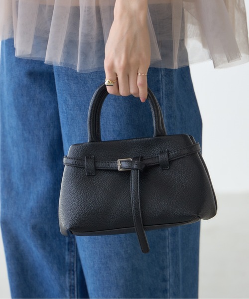 &. NOSTALGIA(アンドドットノスタルジア)の「【ZOZO限定】ベルトミニハンドバッグ(ハンドバッグ・レディース・ブラック/アイボリー・FREE)」の8枚目の写真