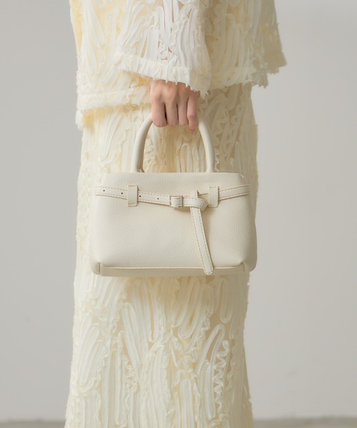 &. NOSTALGIA(アンドドットノスタルジア)の「【ZOZO限定】ベルトミニハンドバッグ(ハンドバッグ・レディース・ブラック/アイボリー・FREE)」の22枚目の写真