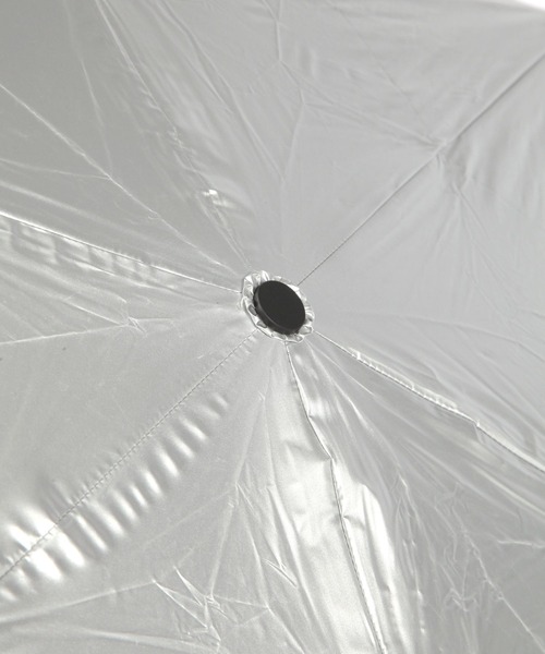 studio CLIP（スタディオクリップ）の「【晴雨兼用】シルバーオートミニ日傘（折りたたみ傘・レディース・その他1・FREE）」の8枚目の写真