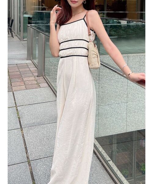 RESEXXY（リゼクシー）の「シフォンキャミコンビネゾン（つなぎ/オールインワン・レディース・ブルー/その他1/アイボリー・FREE）」の2枚目の写真