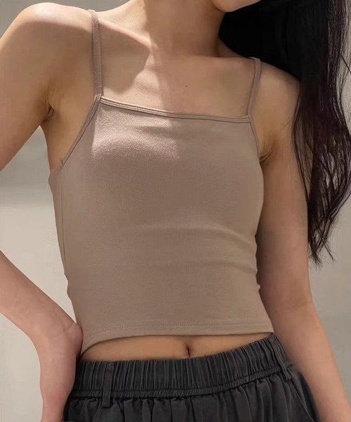 DAY CLOSET(デイ クローゼット)の「【カップ付き】360度隙なしバックカットアウト。スクエアネック リブ キャミソール レディース(キャミソール・レディース・グレイッシュベージュ/ブラウン/ブラック・FREE)」の12枚目の写真