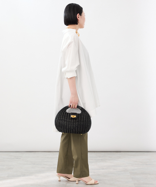 VERMEIL par iena(ヴェルメイユパーイエナ)の「スキッパーオーバーシャツ(シャツ/ブラウス・レディース・ブラック/ピンク系その他/ホワイト・FREE)」の20枚目の写真