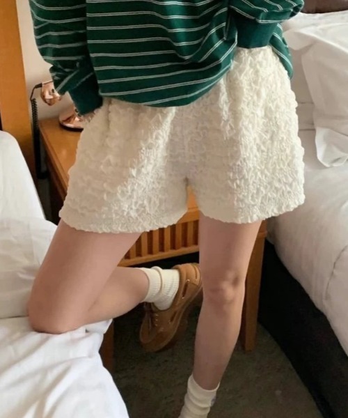 Vipoa（ヴィポア）の「クリンクルサマーショートパンツ（スウェットパンツ・レディース・ホワイト/ブラック・FREE）」の18枚目の写真