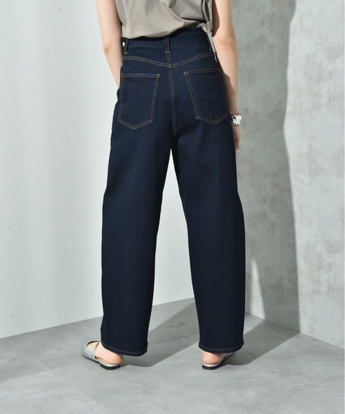 INTERPLANET（インタープラネット）の「ハイウエストワイドカーブデニム（デニムパンツ・レディース・ネイビー・マルチサイズ）」の14枚目の写真