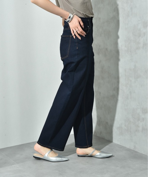 INTERPLANET（インタープラネット）の「ハイウエストワイドカーブデニム（デニムパンツ・レディース・ネイビー・マルチサイズ）」の15枚目の写真