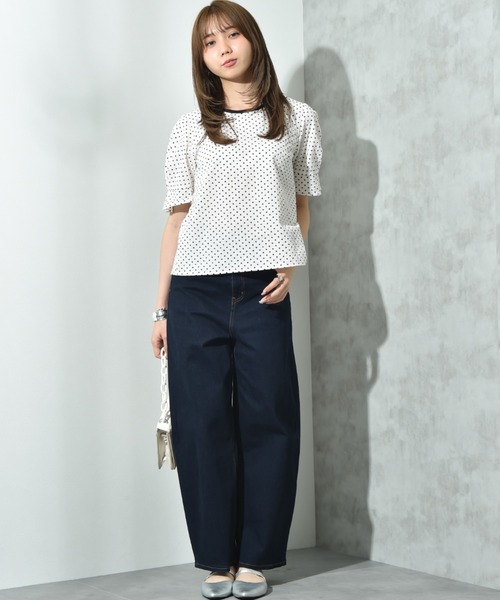 INTERPLANET（インタープラネット）の「ハイウエストワイドカーブデニム（デニムパンツ・レディース・ネイビー・マルチサイズ）」の8枚目の写真