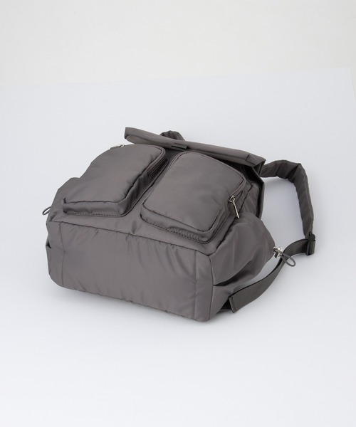 Honeys（ハニーズ）の「【撥水加工】アウトポケットリュック（バックパック/リュック・レディース・ブラック/ダークグレー・FREE）」の17枚目の写真