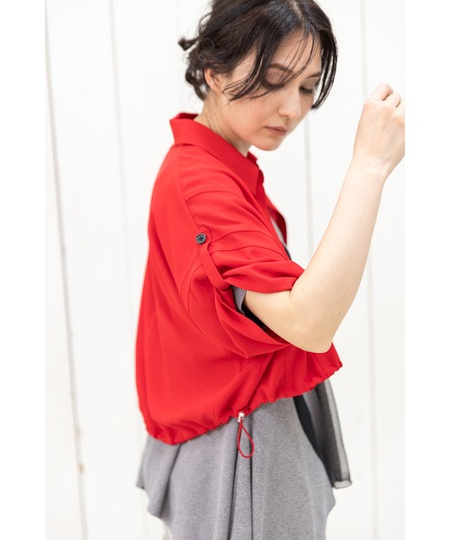OSMOSIS（オズモーシス）の「クロップド切替シャツブラウス（シャツ/ブラウス・レディース・レッド/ブラック/アイボリー・ONE SIZE）」の13枚目の写真