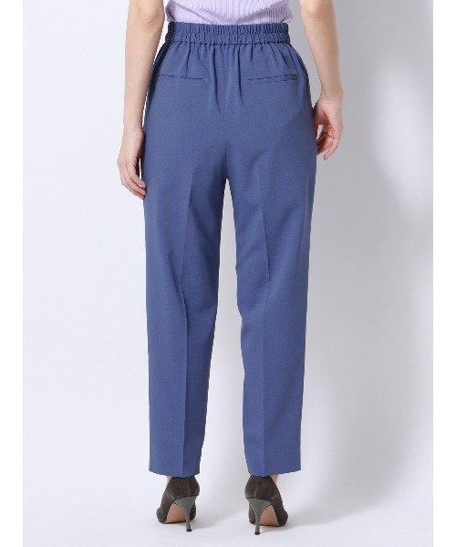 SUIT SQUARE（スーツスクエア）の「ココチよ タックテーパードパンツ ウォッシャブル ストレッチ 無地（その他パンツ・レディース・カーキ系/ブルー系/イエロー系・36(7号)/38(9号)/40(11号)）」の7枚目の写真