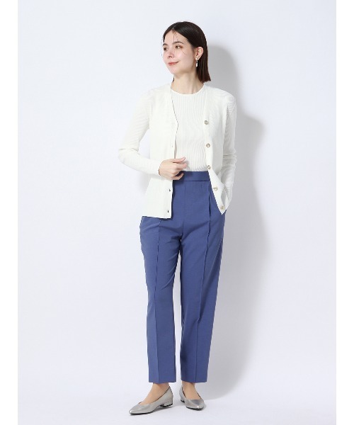 SUIT SQUARE（スーツスクエア）の「ココチよ タックテーパードパンツ ウォッシャブル ストレッチ 無地（その他パンツ・レディース・カーキ系/ブルー系/イエロー系・36(7号)/38(9号)/40(11号)）」の15枚目の写真