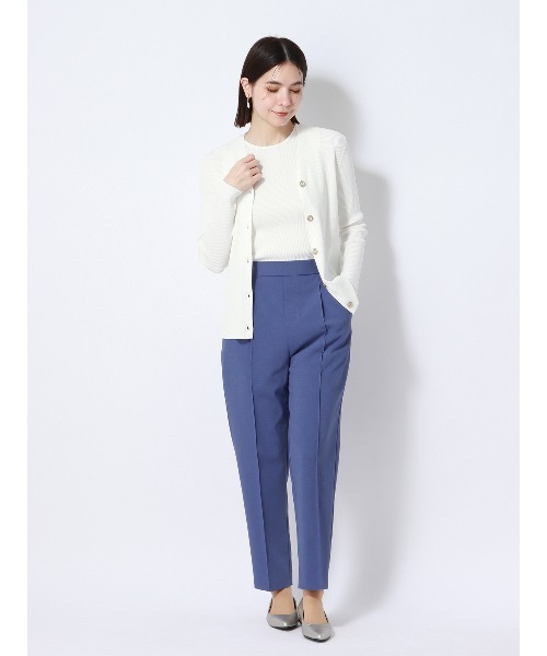 SUIT SQUARE（スーツスクエア）の「ココチよ タックテーパードパンツ ウォッシャブル ストレッチ 無地（その他パンツ・レディース・カーキ系/ブルー系/イエロー系・36(7号)/38(9号)/40(11号)）」の16枚目の写真