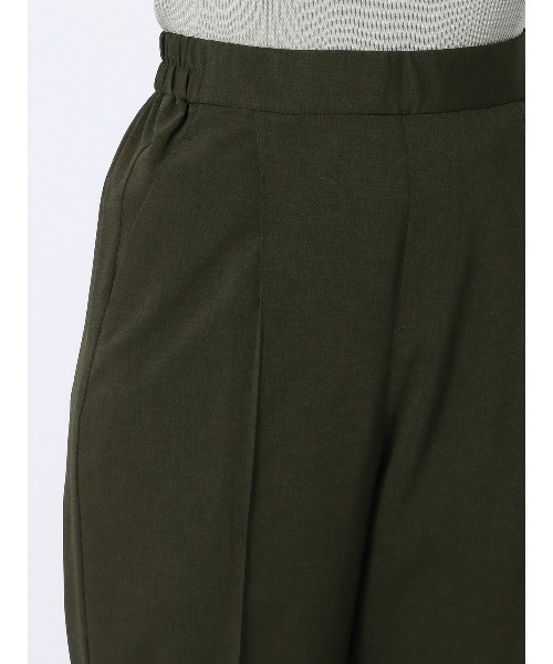 SUIT SQUARE（スーツスクエア）の「ココチよ タックテーパードパンツ ウォッシャブル ストレッチ 無地（その他パンツ・レディース・カーキ系/ブルー系/イエロー系・36(7号)/38(9号)/40(11号)）」の21枚目の写真