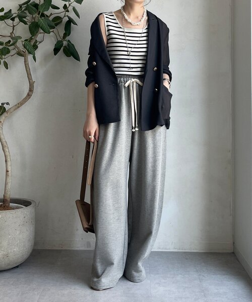 DouDou（ドゥドゥ）の「ボーダースクエアニットタンク（ニット/セーター・レディース・オフホワイト/グレー/ブラウン/ベージュ・FREE）」の8枚目の写真