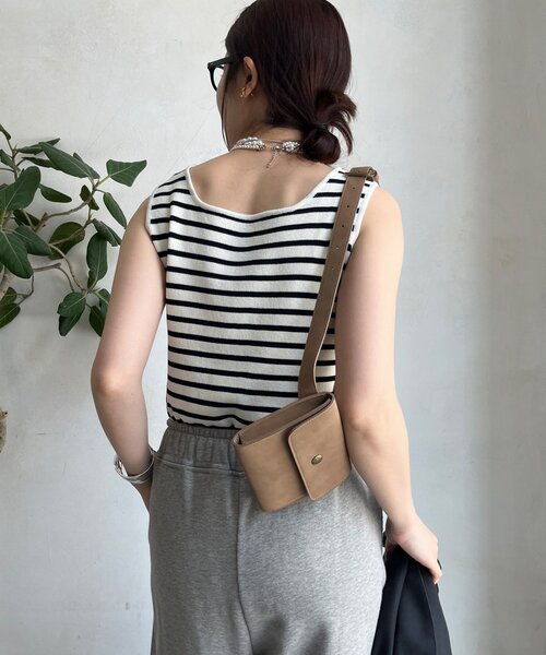 DouDou（ドゥドゥ）の「ボーダースクエアニットタンク（ニット/セーター・レディース・オフホワイト/グレー/ブラウン/ベージュ・FREE）」の13枚目の写真