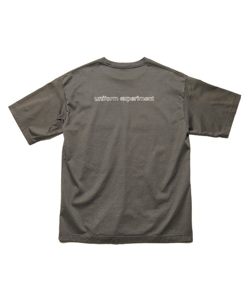 uniform experiment(ユニフォームエクスペリメント)の「LOGO-DRAFT TEE(Tシャツ/カットソー・メンズ・チャコールグレー/ホワイト/ブラック・2/4/3/5/1)」の8枚目の写真